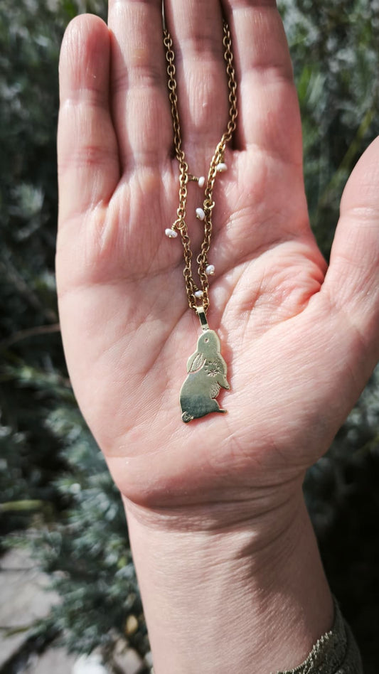 “Bianconiglio” Necklace – in brass and micro river pearls